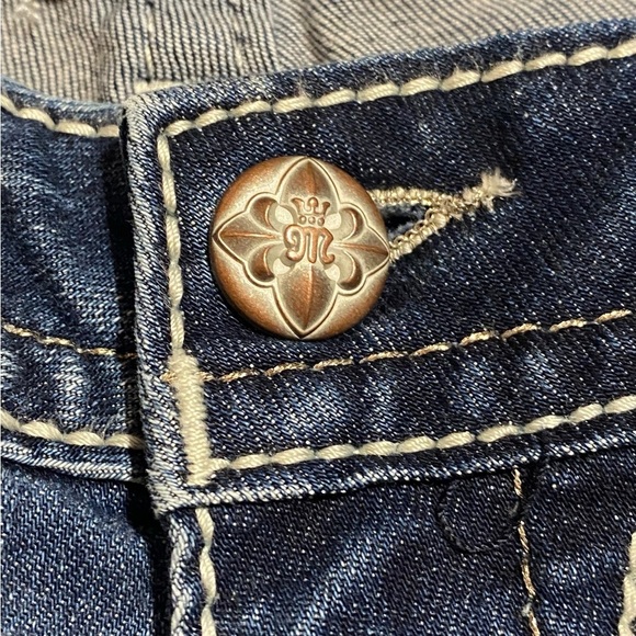 Women's Miss Me Blue Jeans with Silver Details - Picture 5 of 14